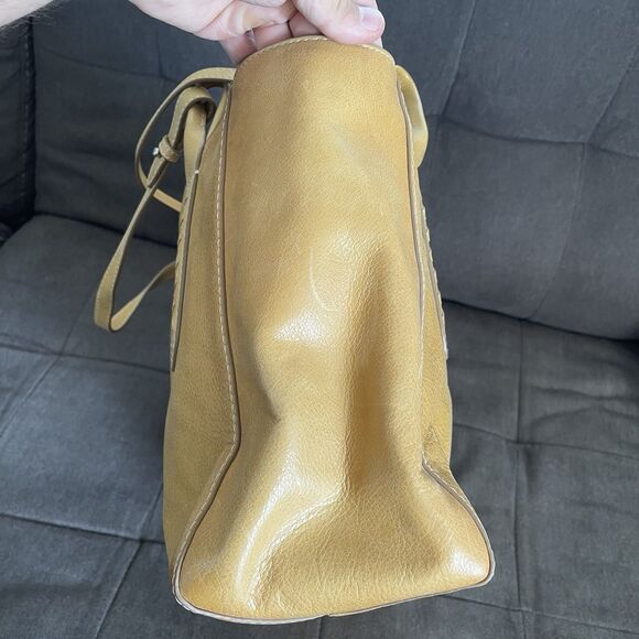 Frye Artisan Leather Melissa Tote Bag Shoulder Shopping Purse Mustard Brown - Picture 6 of 16